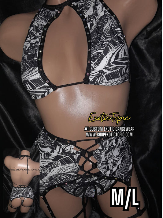 MAKAYLA CHAPS SET